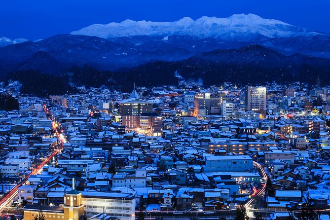 1 Day Private Charter Tour to Shirakawa-go & Takayama - Kamisannomachi: Takayama’s easygoing old-town walk