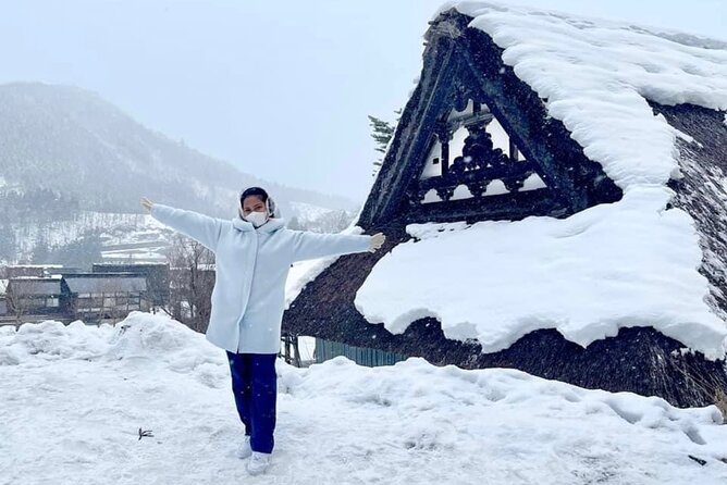 1 Day Private Charter Tour to Shirakawa-go & Takayama - Shirakawa-go: start with the famous thatched roofs