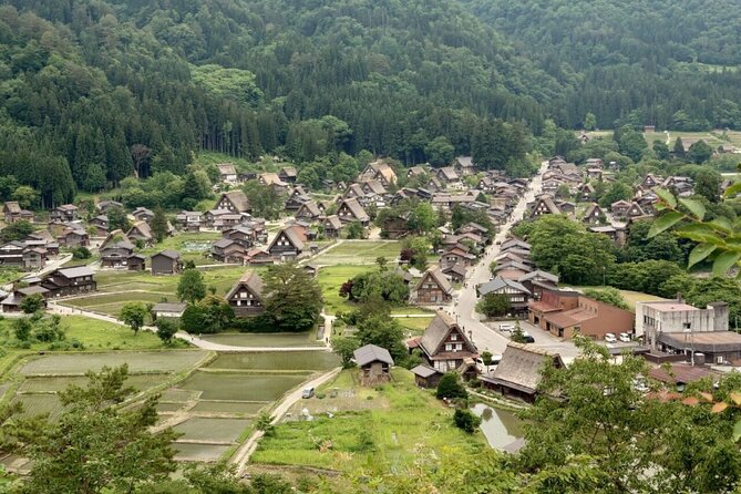 1-Day Takayama Tour: Explore Scenic Takayama and Shirakawago - Miyagawa Morning Market: a tasty introduction to Hida