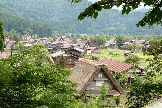 1-Day Takayama Tour: Explore Scenic Takayama and Shirakawago - Takayama Jinya: start with the town’s working past