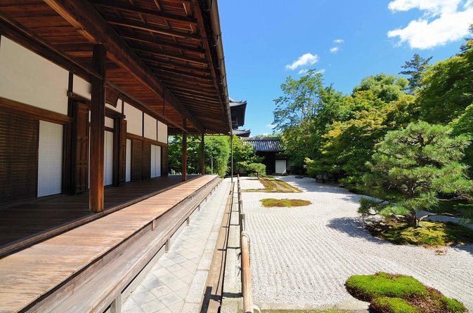 4.5-Hour Kyoto Bike Tour with Lunch and UNESCO Zen Temples - Key details before you book