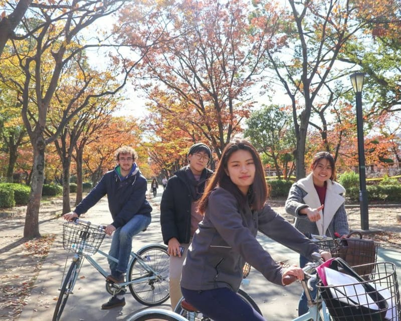 5-Hour Osaka Highlights Bike Tour with Lunch - Why a bike works well for Osaka Castle Park