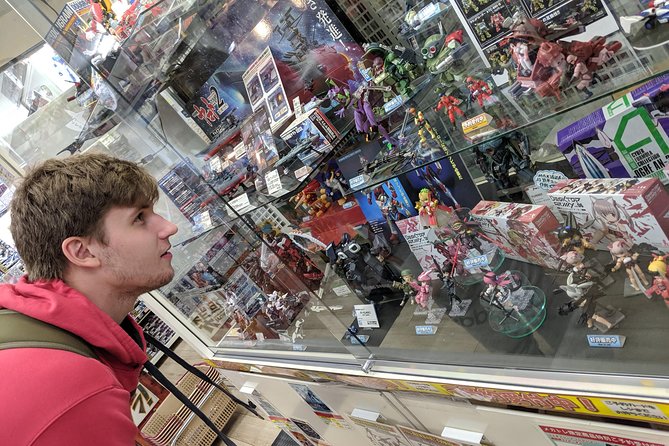 Akihabara Tailor-made Private Tour for Anime Fans - Gee Store for quick anime shopping