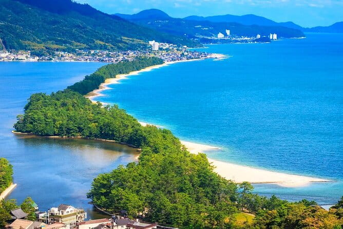 Amanohashidate & Ine Boathouse Full-Day Tour from Kyoto or Osaka - Chion-ji Temple adds a small cultural stop