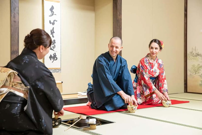 Asakusa: Kimono Tea Ceremony with Matcha and Sweet - Hair Styling and the Finishing Touches