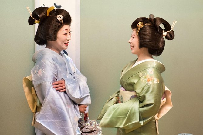 Authentic Geisha Performance with Dinner in Tokyo - How Authentic Is the Experience?