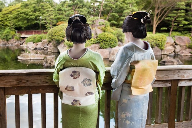 Authentic Geisha Performance with Dinner in Tokyo - Group Size, Private Events, and Timing