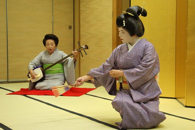 Authentic Geisha Performance with Dinner in Tokyo - A Kaiseki Dinner With Some Surprises