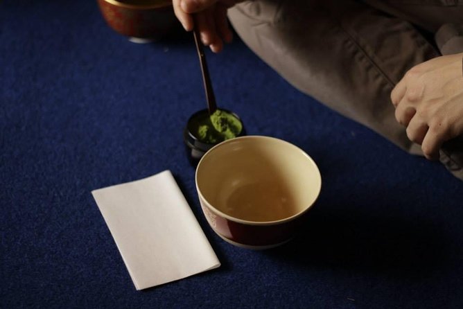 Authentic Kyoto Tea Ceremony: Camellia Flower Teahouse - Arriving in Higashiyama and entering the tea room