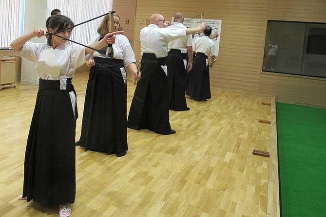 Authentic Kyudo Japanese Archery Experience in Tokyo - Meeting at Tokyo Station, With One Detail to Confirm