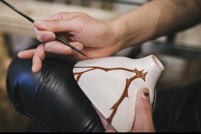 Authentic Pure Gold Kintsugi Workshop with Master Taku in Tokyo - Who will enjoy this workshop most?