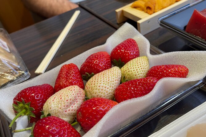 Classic Tsukiji Food Tour - Walking the outer market with a guide