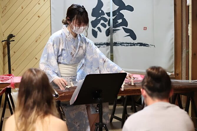 Concerts Played with Traditional Instruments in Kyoto - What happens before the first note