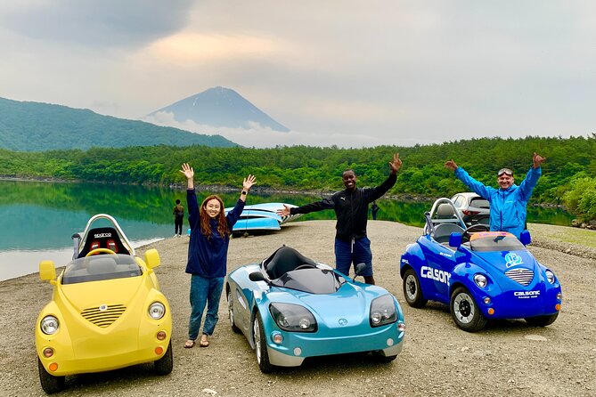 Cute & Fun E-Car tour following guide around Lake Kawaguchiko - The Q cars are the real attraction