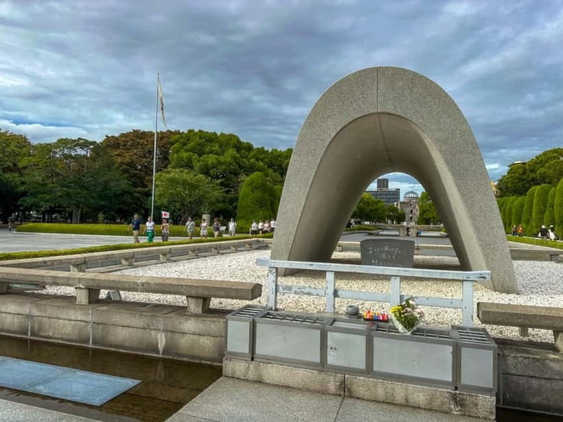 Day Trip to Hiroshima & Miyajima with Itsukushima Shrine - Returning to Hiroshima for the Peace Memorial