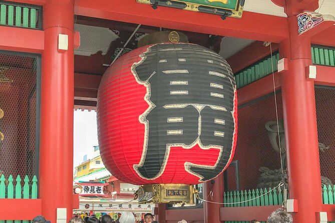 Discover Tokyo, Private Customized Tour with Expert Guides - Entering Asakusa through Senso-ji