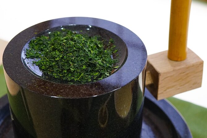 Dynamic Tokyo: Tokyo Tower, Tea Experience, Bay Cruise Day Tour - Buffet lunch near Tokyo Bay