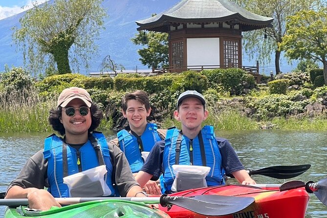 Early Morning Kayaking With Views of Mt Fuji at Lake Kawaguchiko - One hour on the water with Mt. Fuji ahead