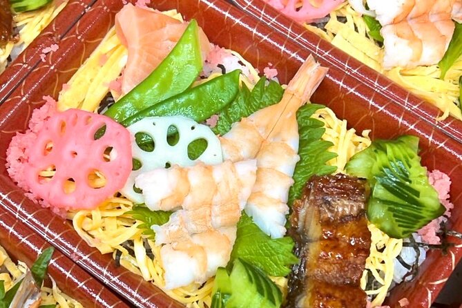 Exclusive Sushi Making Experience with a Master Chef – Osaka Area - Learning from a chef with four decades of practice