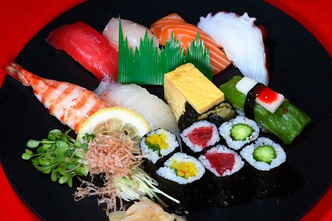 Exclusive Sushi Making Experience with a Master Chef – Osaka Area - What the personal-home setting adds