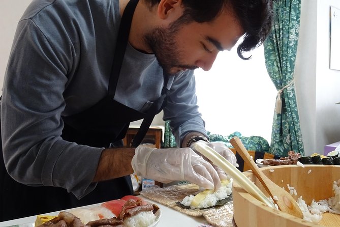 Experience all of Japanese culture and Japanese food experience classes "origami, udon, Japanese food, green tea, calligraphy" in 4 hours - Conversation Is Part of the Experience