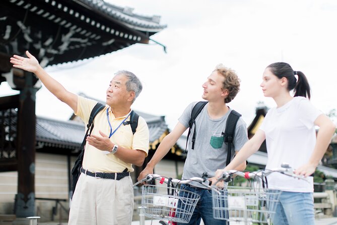 Explore Hidden Alleyway with a Local Expert (Morning tour) - Miyagawacho: Kyoto’s quiet wooden lanes