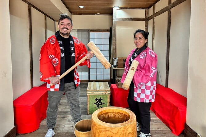 【For adult】Traditional Mochi Pounding Experience with Tasting - Key points at a glance