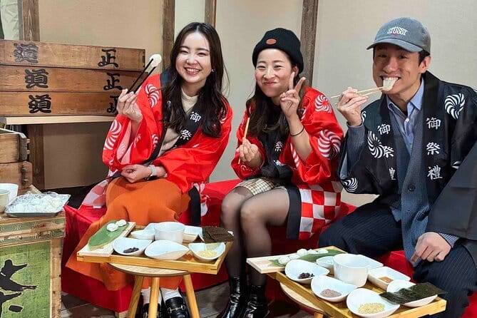 【For adult】Traditional Mochi Pounding Experience with Tasting - From steamed rice to a soft, stretchy dough