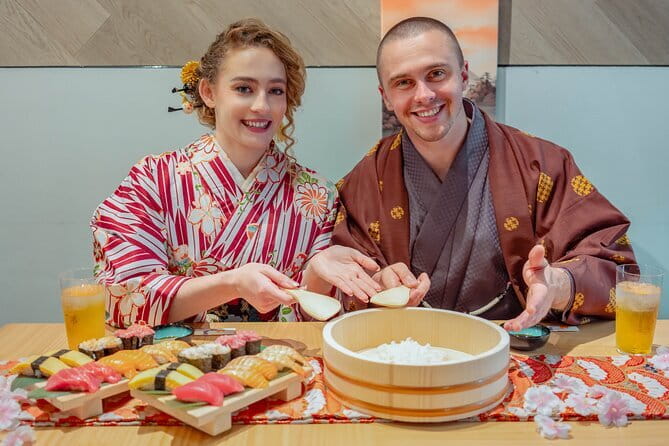 【For adult】Traditional Mochi Pounding Experience with Tasting - Fitting the session into a Dotonbori day