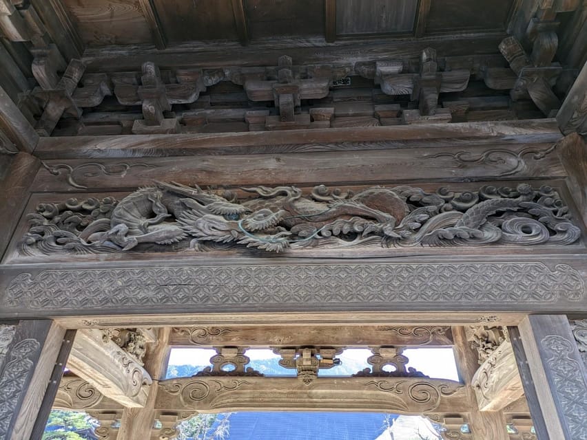 From Kanazawa: Shirakawa-go, Gokayama and Wood Carving Art - Why this day trip works from Kanazawa