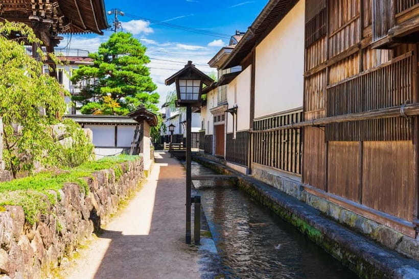 From Nagoya: Gujo, Hida Takayama, and Shirakawa-go Day Tour - Final call: book it for breadth, not slowness