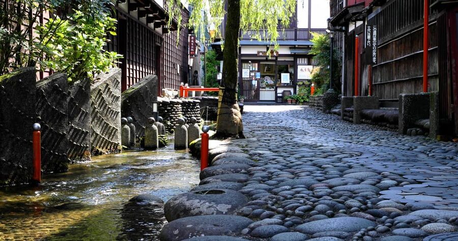 From Nagoya: Gujo, Hida Takayama, and Shirakawa-go Day Tour - Who should book this day trip?