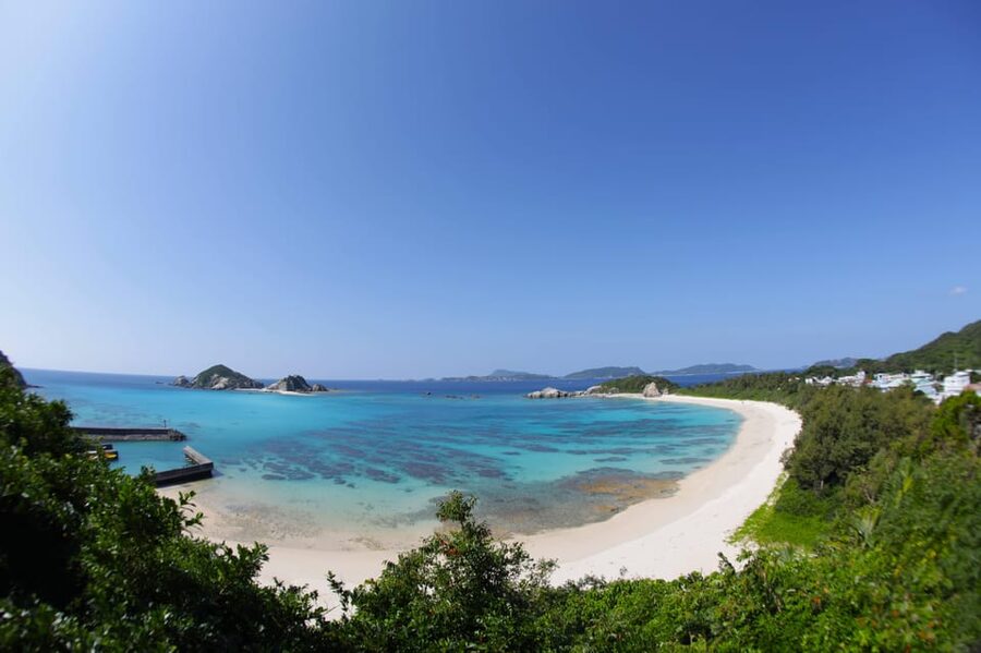 From Naha: Snorkeling Tour to Kerama by Ferry - Lunch from April through October