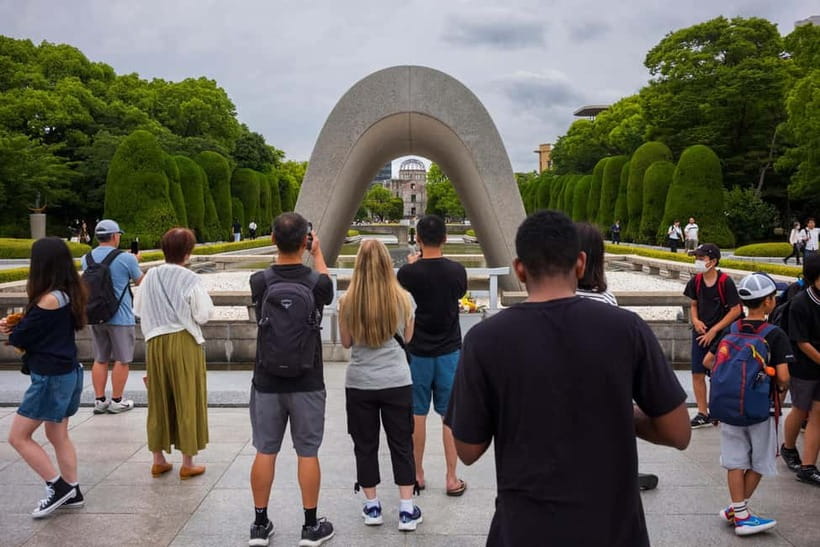 From Osaka: Hiroshima and Miyajima Day Trip by Bullet Train - Why this Hiroshima and Miyajima pairing works
