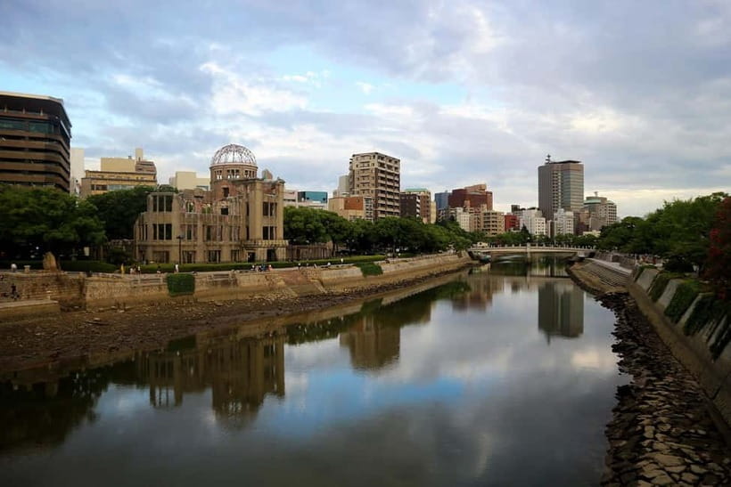 From Osaka: Hiroshima and Miyajima Day Trip by Bullet Train - Guides who add value to a serious day