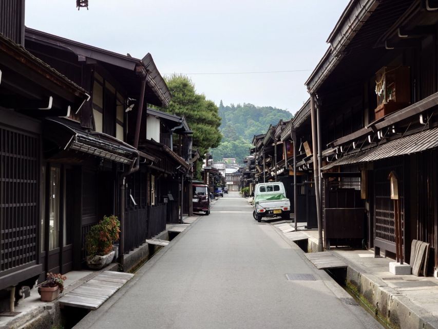 From Takayama: Guided Day Trip to Takayama and Shirakawa-go - The 50-minute ride to Shirakawa-go