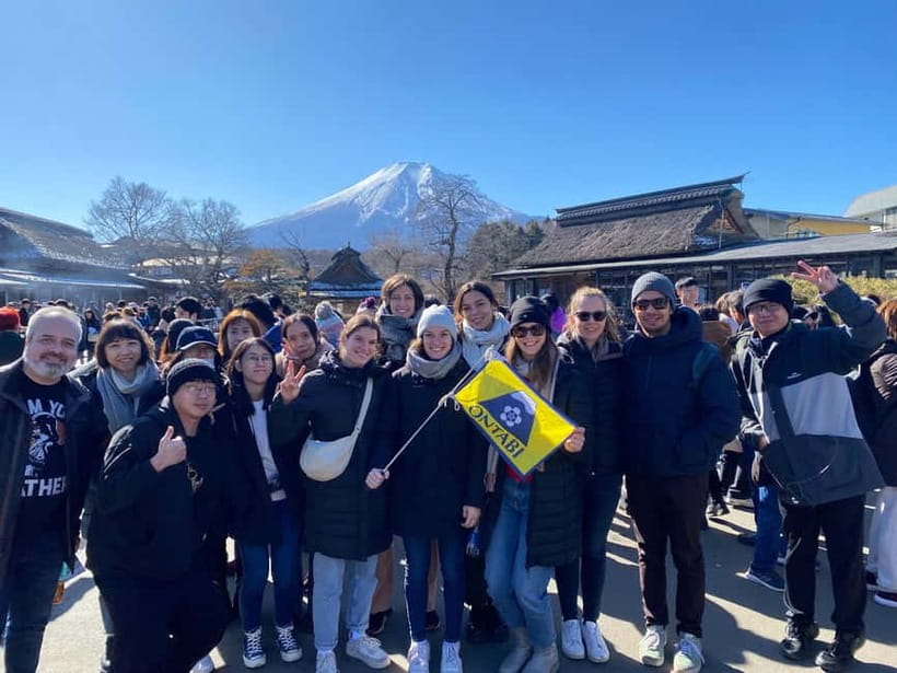 From Tokyo: Mount Fuji Full-Day Sightseeing Trip - Oshino Hakkai: clear ponds and Fuji water