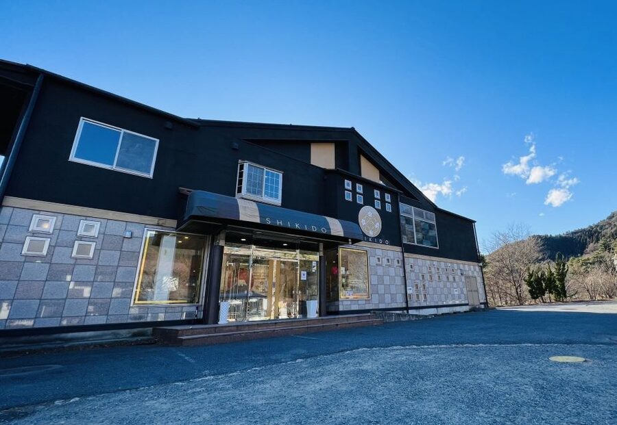 From Tokyo: Mt.Fuji, Tea Ceremony & Outlet Shopping Day Tour - Is $70 good value?