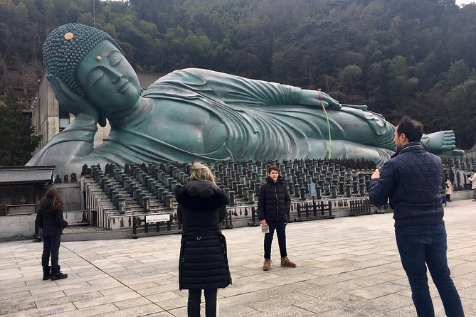 Fukuoka Full-Day Private Tour with Government Licensed Guide - Kushida Shrine and Hakata’s old town