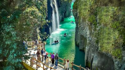 Takachiho Gorge & Scenic Railway One Day Tour