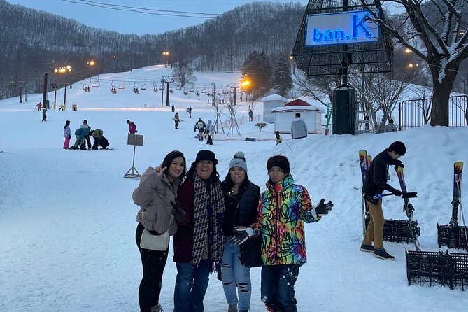 Full Day Private Skiing / Snowboarding Tour in Sapporo - Hoheikyo Onsen: the part you will remember