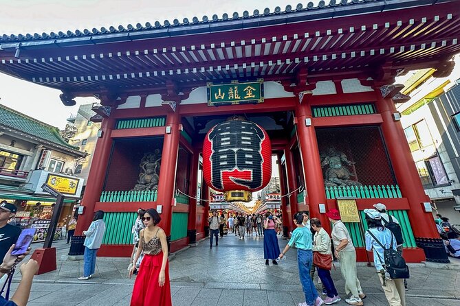 Full Tokyo: Meiji Shrine, Imperial Palace, Asakusa & Skytree - Two hours in Asakusa and Senso-ji