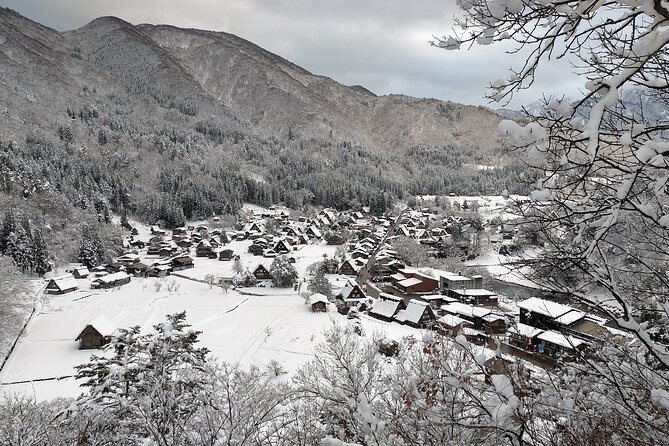 Gokayama and Shirakawago/Photoshoot by professional photographer - What the photographer-guide adds