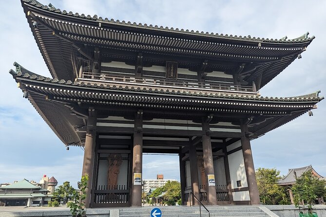 Guided Tour of Nagoya by Car - Nagoya Castle: an impressive first stop