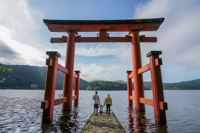 Hakone 8 hour Private Tour with Government-Licensed Guide - Owakudani, black eggs, and volcanic ground