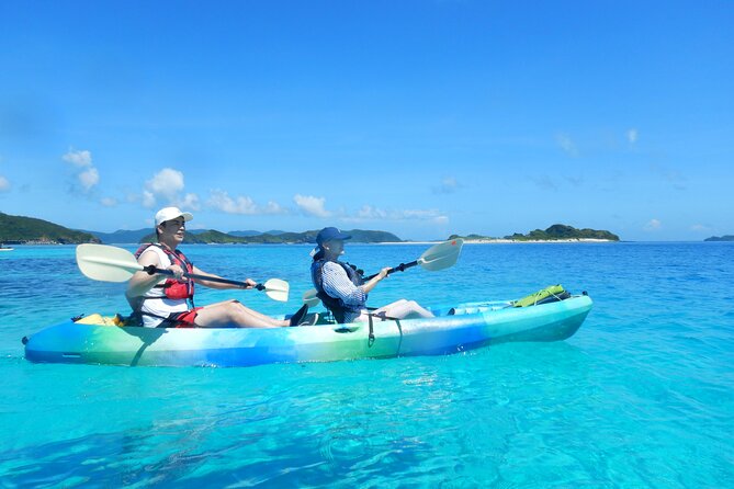 Half-day kayak tour on the Kerama Islands and Zamami Island - Kayaking along the coast in a two-person boat