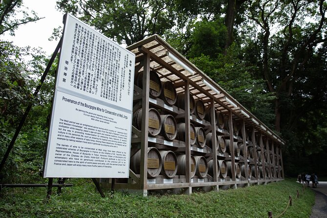 Harajuku Meiji Shrine Walking Tour in Tokyo - Omotesando’s polished side
