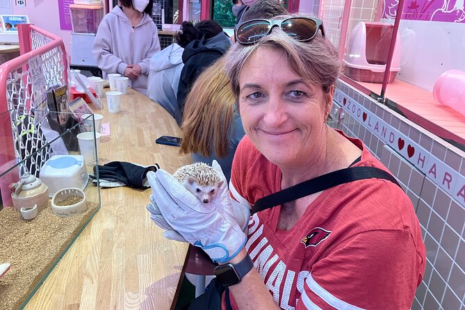 Harajuku Private Tour: Kawaii Fashion & Animal Cafe Included - 6% Doki Doki and the mirrored entrance at Tokyu Plaza