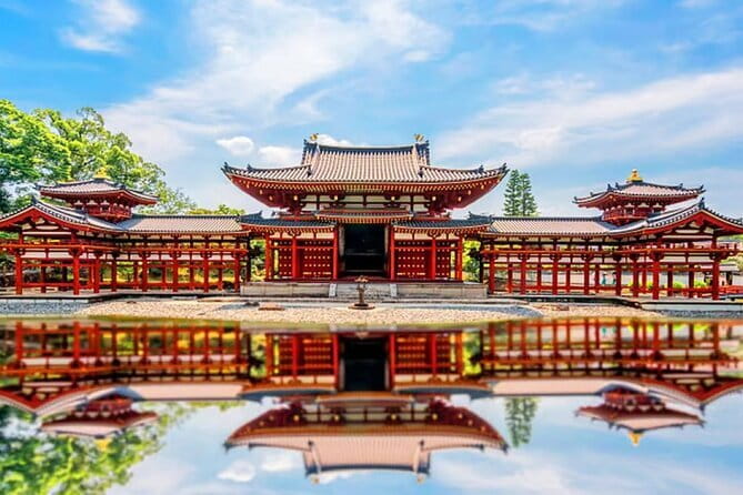 Himeji Castle and Akashi Kaikyo Bridge Walking Tour from Osaka - A Full Day on Public Transportation