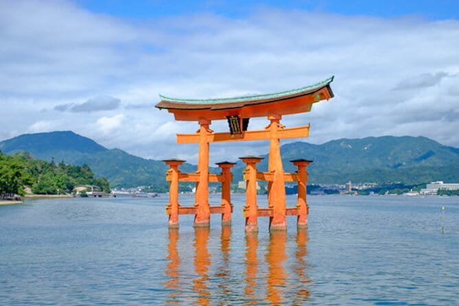 Hiroshima and Miyajima Private Custom Tour with Local Guide - Starting at Minamoa Hiroshima at 9:00 a.m.